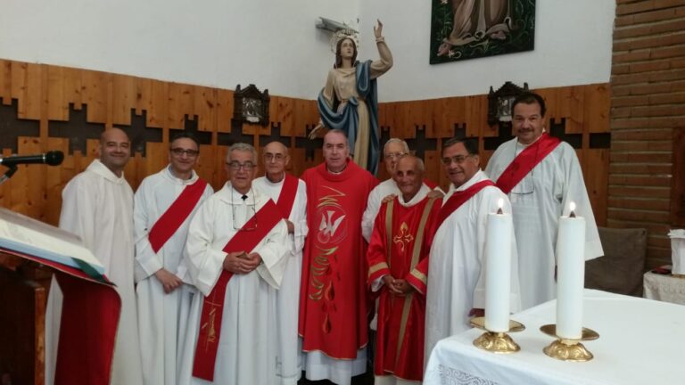 Foto Diaconi permanenti con don Sergio Ponzo